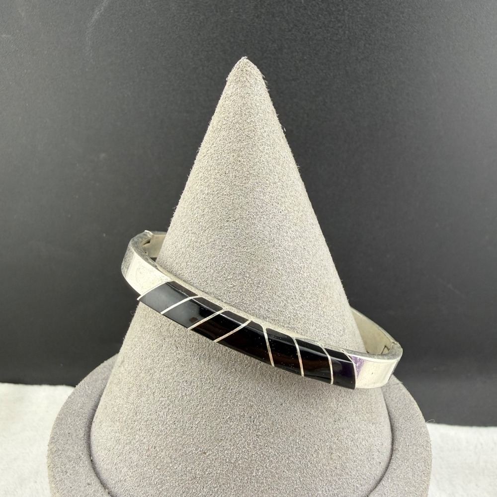 Vintage Mexican Sterling Silver Hinged Bangle Bracelet Inlay Polished Stone 6.5"